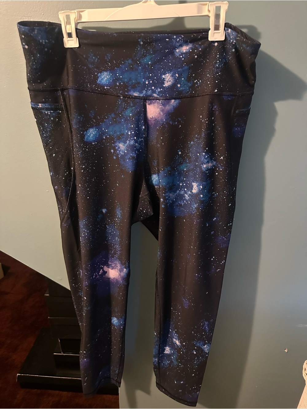 Galaxy Printe Women’s Active Capri Leggings - Blue